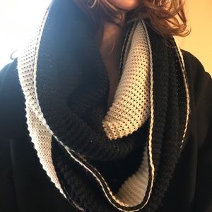 Women winter coat with Steve Madden scarf